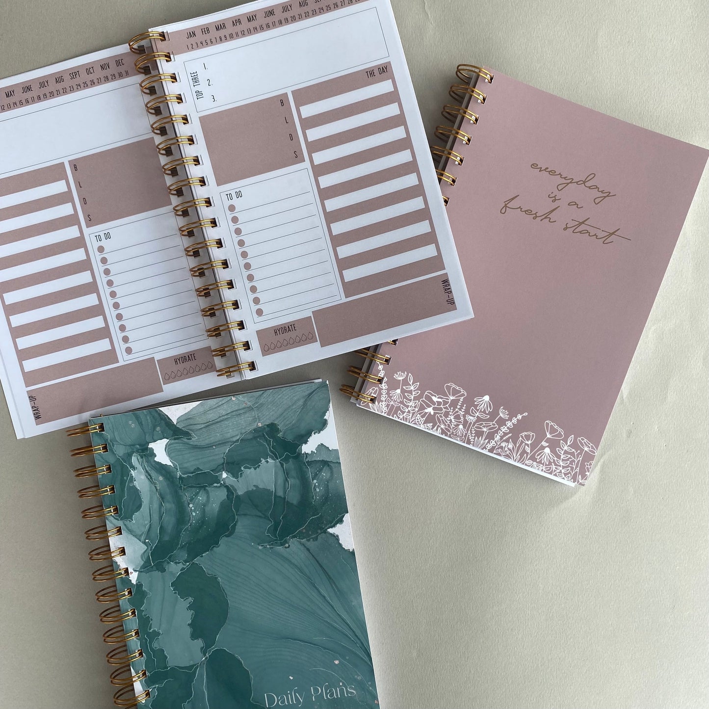 Daily Planner - Green Alcohol Ink